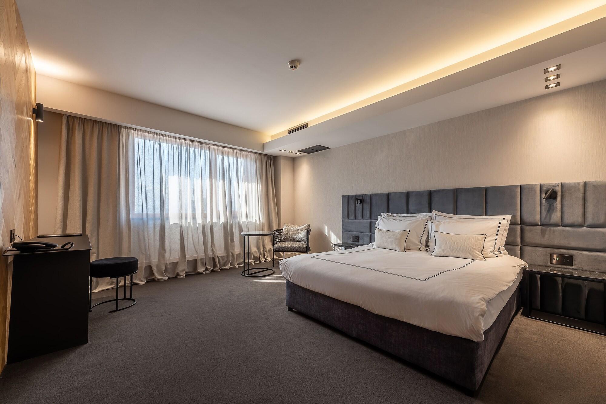 Hotel Vega 4*